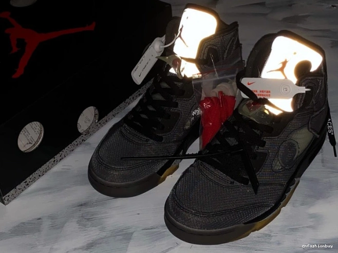 Air Jordan CT8480-001 Black x 5 Off-White 0828